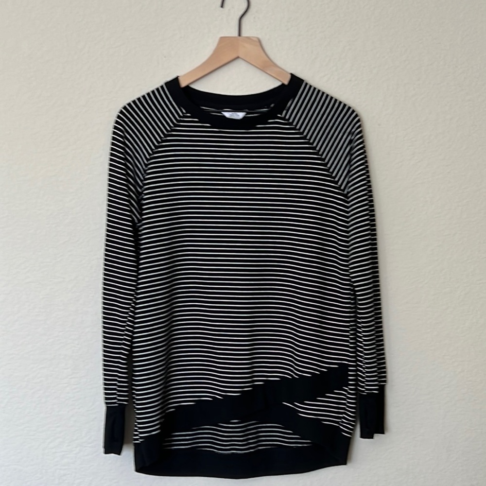 Danskin Black White Striped Tunic Sweater / Sweatshirt size M